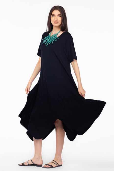Rochie cu colturi rotunjite, din tricot de vascoza, neagra