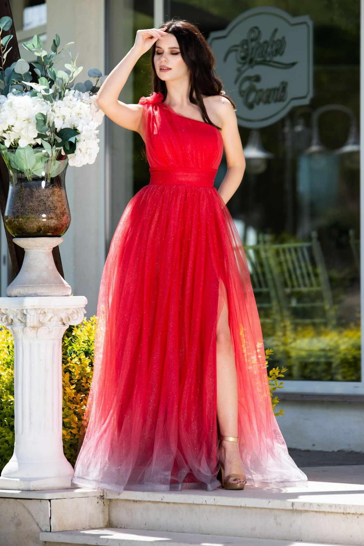 Rochie rosie de nasa Kendra lunga in degrade eleganta din tulle cu floare 3D